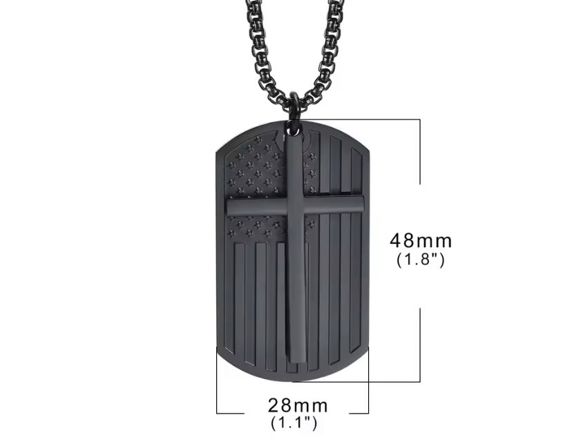 Ketting met kruis en Amerikaanse vlag