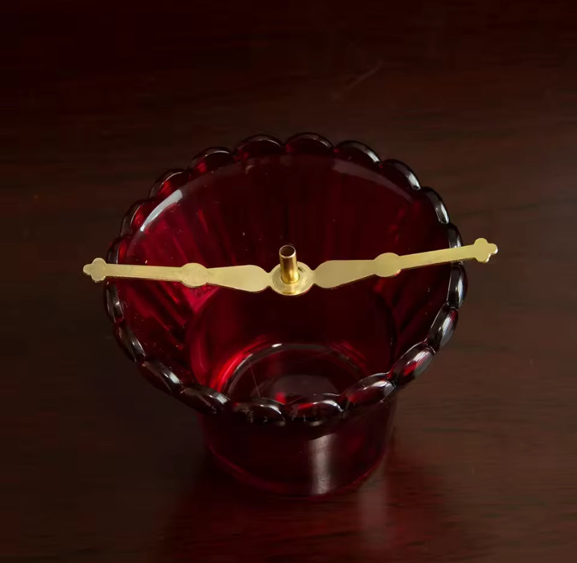 Olielamp Met Rood Glas