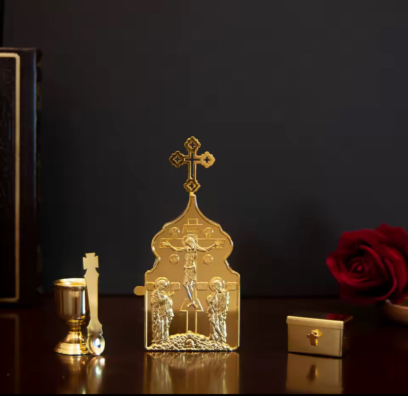 Kruismuurdecoratie Met Vergulding