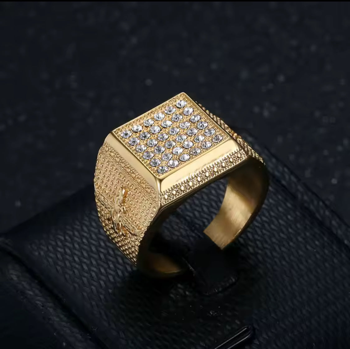 Vintage Ring Hip Hop